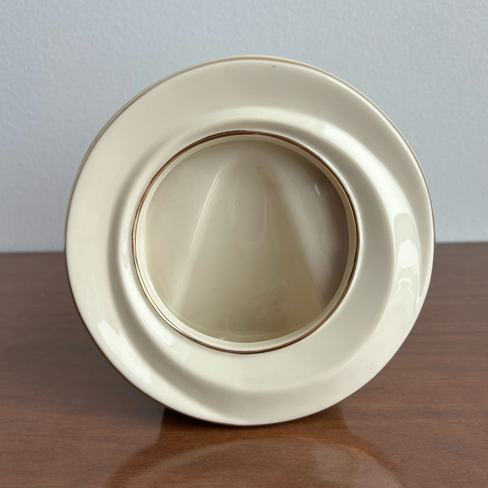 Lenox Ceramic Circular Picture Frame